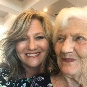 Meet your Posher, Deanna